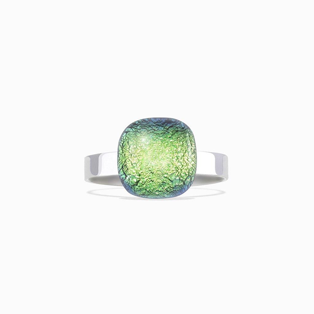 RING GREEN KELLY ~ BLUE BELIZE | SQUIRCLE | REFLET[proRING GREEN KELLY ~ BLUE BELIZEduct_vendor]MicrocosmosPRODUCT INFORMATION

Exclusive Microcosmoses Glass Reflet™
Base: Stainless Steel 
Bead size length: 12~14 mm / 0.47"~0.55" |  width: 12~14 mm / 0.47"~0.55"


Free GiRINGS GLASS REFLET
