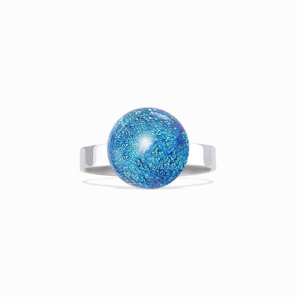 RING VERT DE BLEU ~ TEAL | ECLIPSE | REFLET[proRING VERT DE BLEU ~ TEALduct_vendor]MicrocosmosPRODUCT INFORMATION 

Exclusive Microcosmoses Glass Reflet™
Base: Stainless Steel 
Bead size: 12~14 mm / 0.47"~0.55"


Free Gift Box 


The  Microcosmoses Reflet SteRINGS GLASS REFLET